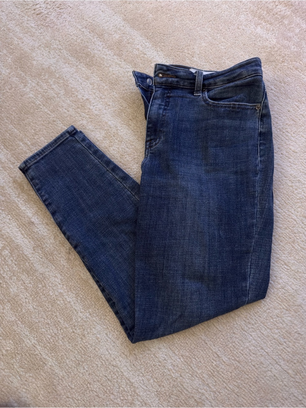 Women’s Skinny Jeans — Dark Blue Stretch Denim